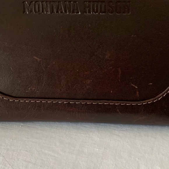 Montana Hudson 100% nubuck leather zip around wallet - Picture 6 of 6
